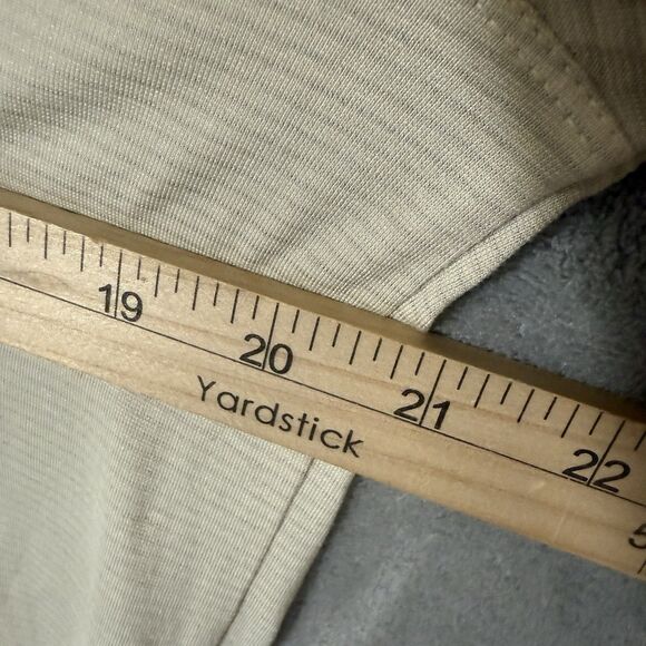 Lululemon Metal Vent Tech Polo Golf Shirt Men Medium ? Beige Short Sleeve Preppy - Picture 4 of 6